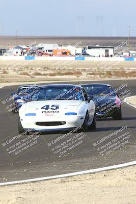 media/Jan-25-2025-CalClub SCCA (Sat) [[03c98a249e]]/Race 4/